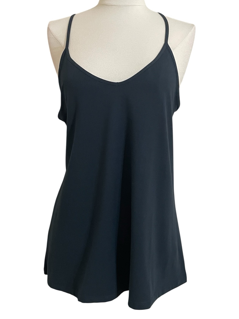 New DRESS UP Navy Relaxed Fit V-Neck Racerback Spaghetti Strap Tank Top Medium